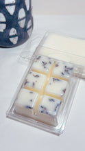 Load image into Gallery viewer, Clam Shell Wax Melts