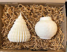 Load image into Gallery viewer, Large Christmas Gift Box