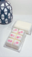 Load image into Gallery viewer, Clam Shell Wax Melts