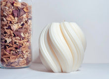 Load image into Gallery viewer, Piper