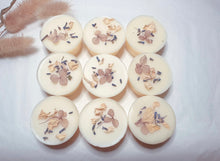 Load image into Gallery viewer, Praline Crème Wax Melts